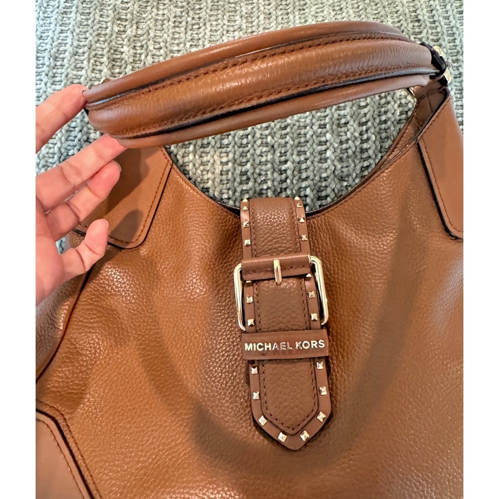 Michael Kors Lillian Leather Shoulder Bag Brown Pebbled Studded Buckle - Picture 6 of 13